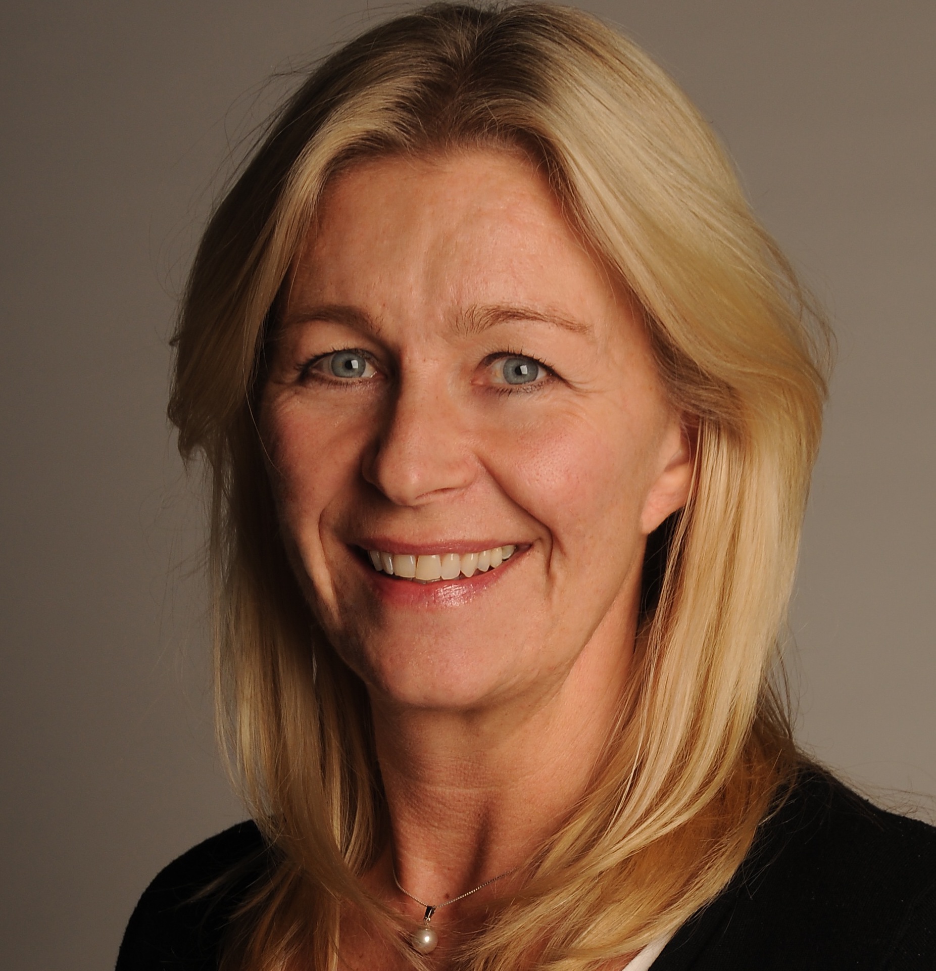 Marianne Gray